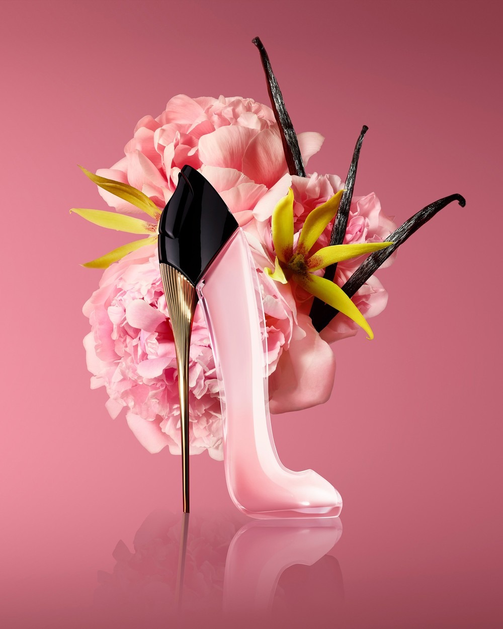 カロライナ・ヘレラ グッドガール ブラッシュ ボウタスティッ - Fragrance Your Home のレビューと価格