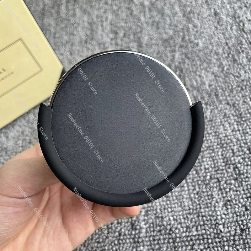 車用ディフューザー、エアコン吹き出し口用ソリッドパフュームペ - Fragrance Your Home のレビューと価格