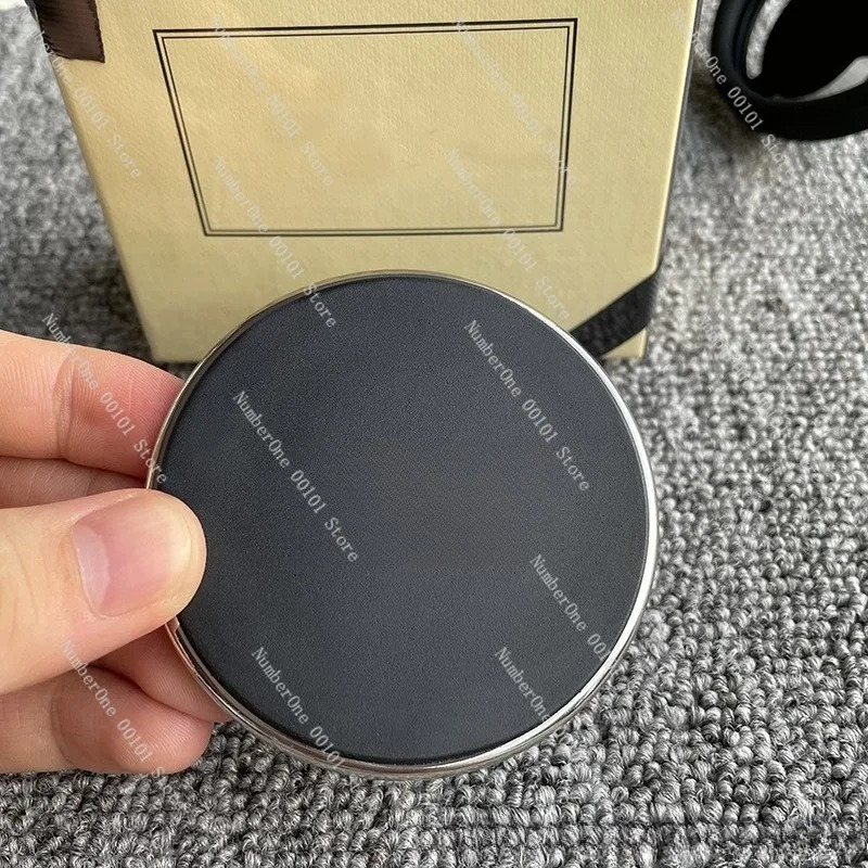 車用ディフューザー、エアコン吹き出し口用ソリッドパフュームペ - Fragrance Your Home のレビューと価格